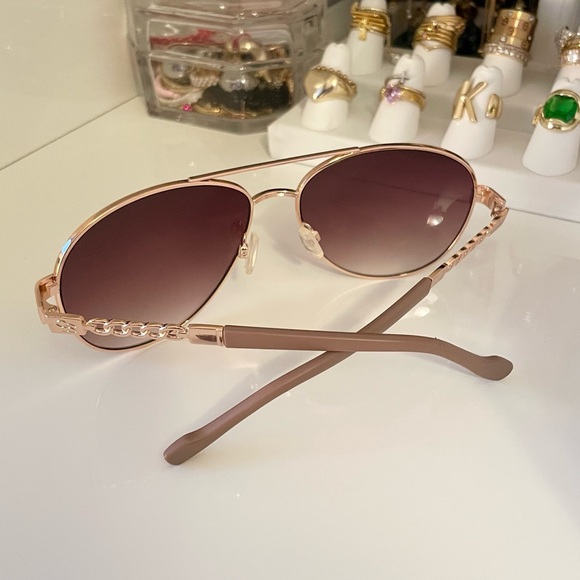 Sunglasses - Picture 2 of 4